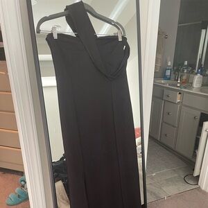 PLT BLACK CROSS STRAP MAXI DRESS